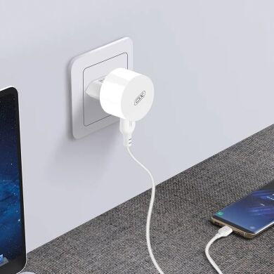 МЗП XO L62 2.4A/2USB + lightning White